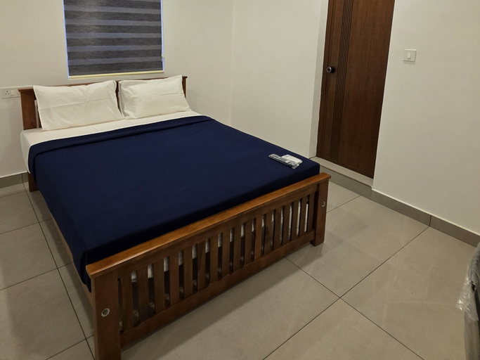 Room 4, Mansori Residency Kakkanad, Kochi, Ernakulam
