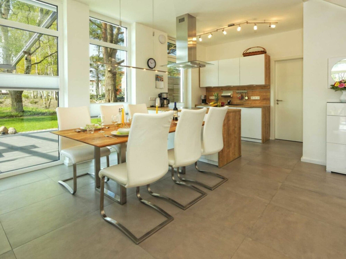 Private kitchen 2, Holiday Home in Karlshagen With Sauna, Vorpommern-Greifswald