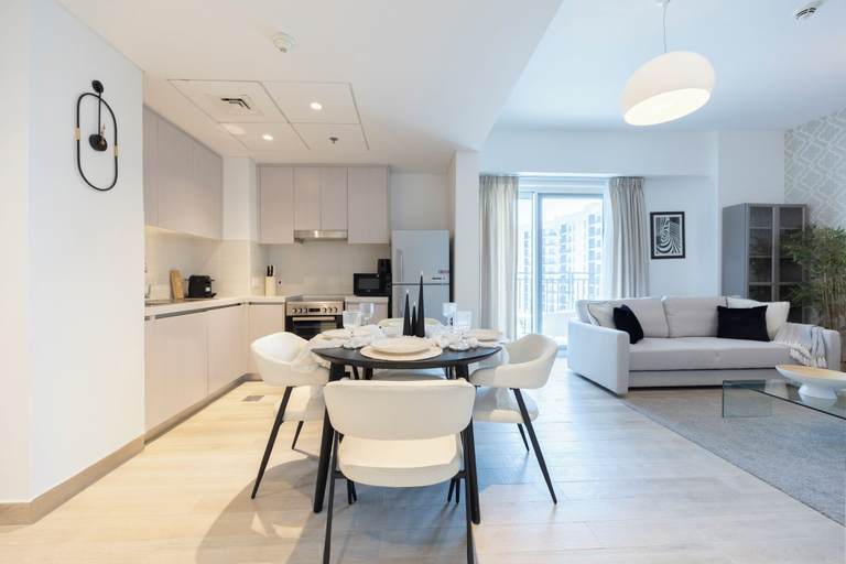 In-room dining 3, Bloomfields 1BR in Water's Edge 7-Yas, Yas Island