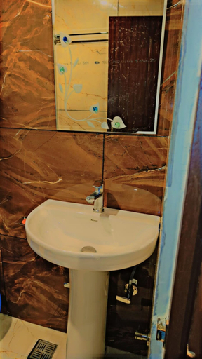 Bathroom 4, Saima Luxury, Srinagar