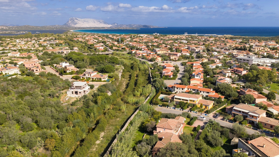 Others 5, Spacious house in San Teodoro, Nuoro