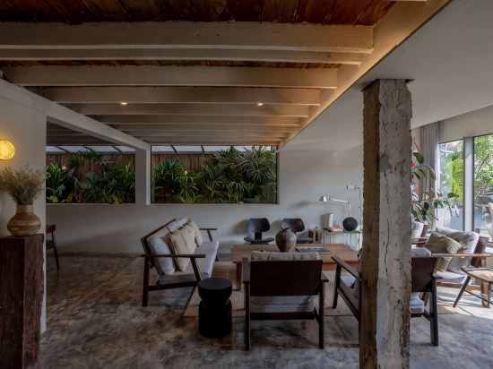 Hotel Interior/Public Areas 4, Baan Raak · 3BR Artisan family home · bathtub, Muang Chiang Mai
