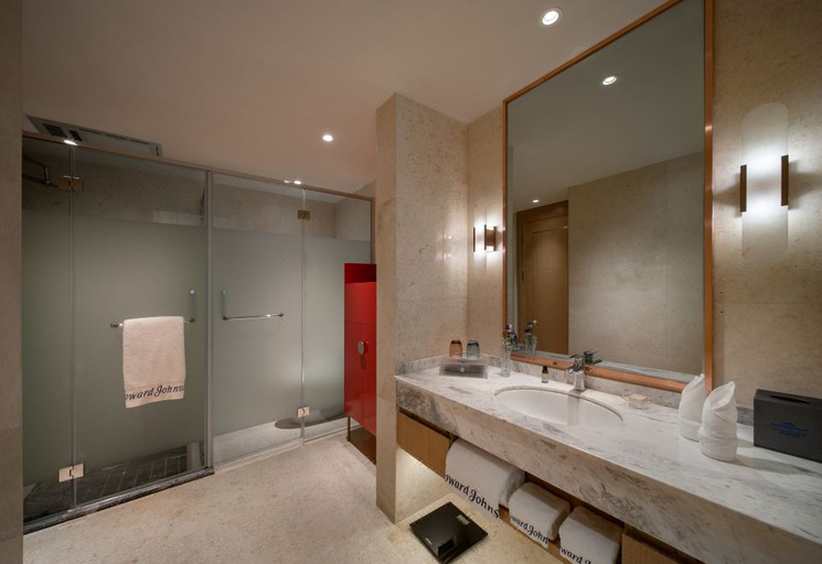 Bathroom 4, Howard Johnson by Wyndham LakeView Hotel Kunming, Kunming