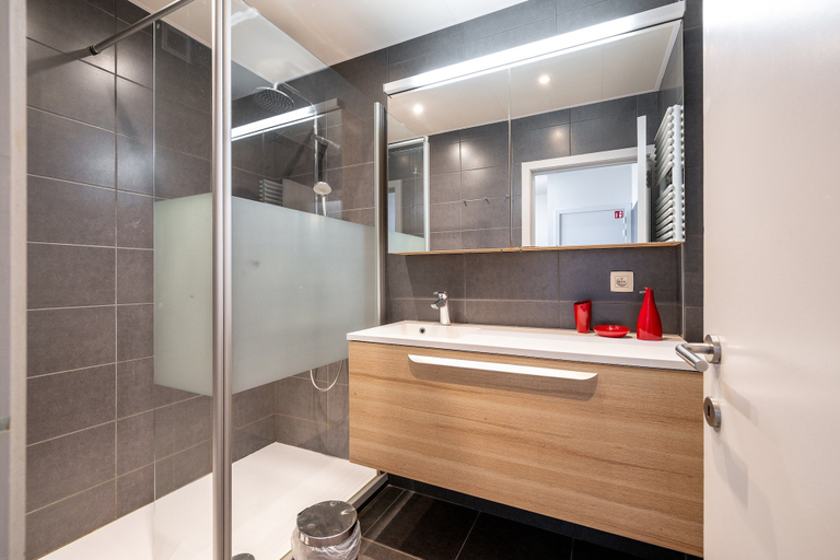 Bathroom, Beaulieu & Chambord 71 For 6 People, West-Vlaanderen