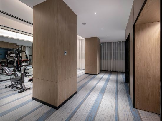 Hotel Interior/Public Areas