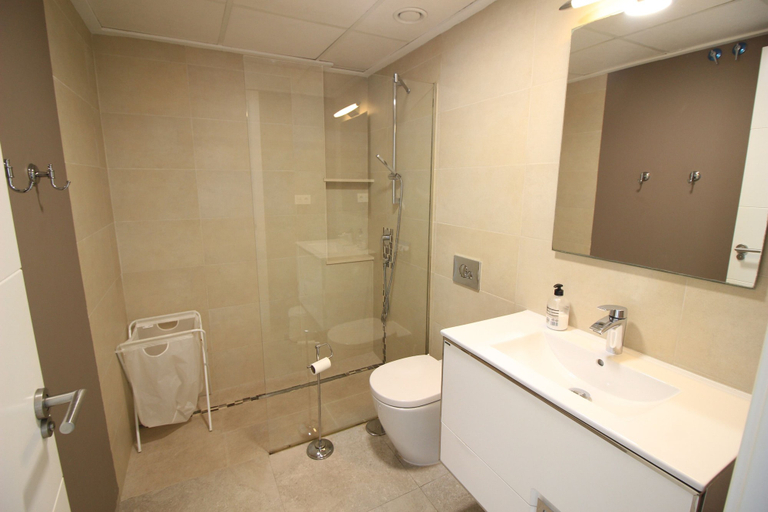Bathroom 5, Groundfloor Varudi Aguas Nuevas, Alicante