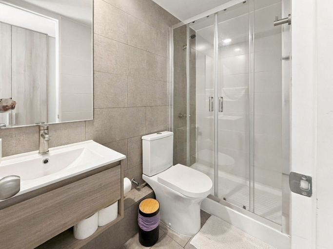Bathroom, Oceana Suites Chacabuco Concepcion, Concepción