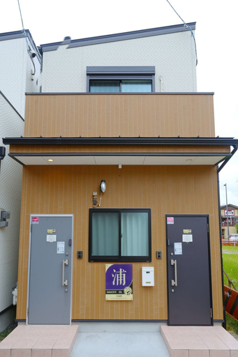 Exterior detail, HANASTAY URA, Osaka