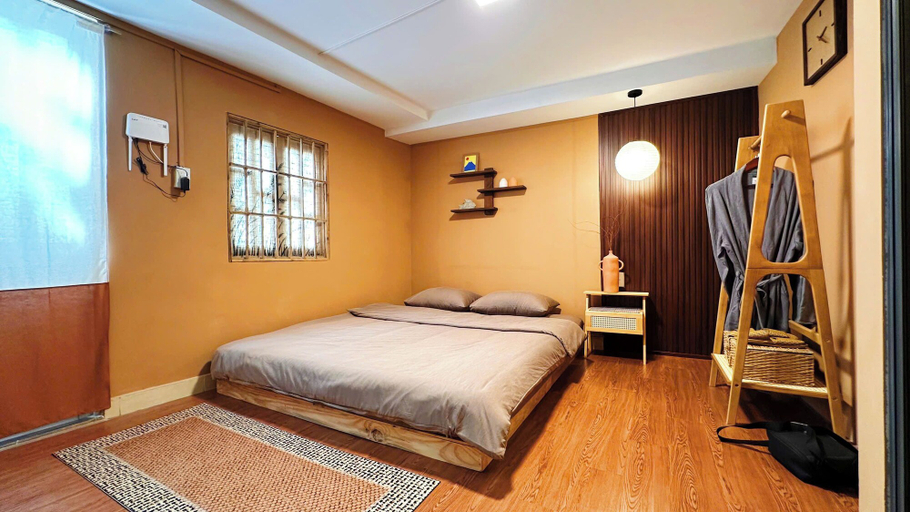 Room 4, Leroy's Home, Ho Chi Minh City