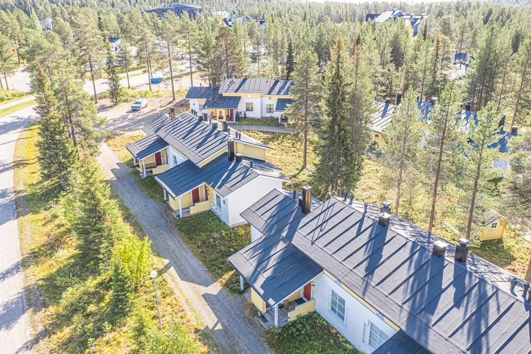 Exterior 2, Villa Aalto Levi, Lapland