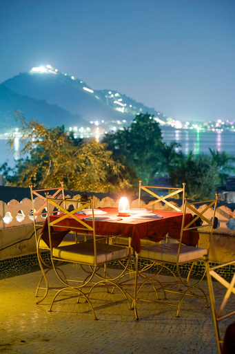 Outdoor dining 3, Vikramgarh Lakeview- A Royal Collection, Udaipur