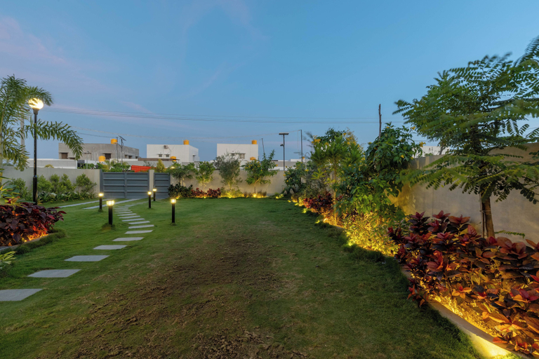 Garden, Villa Prism by Stayjadepoolpyramid Room1hr Blr, Krishnagiri
