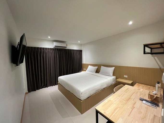 Bedroom 2, Super Highway Hotel, Ban Lat