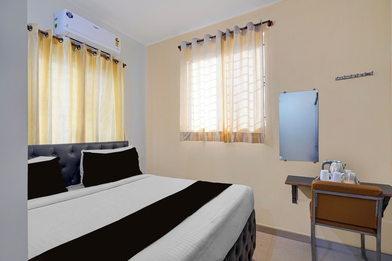 Room 4, Hotel O Ambedkar Nagar Bus Terminal, Bangalore