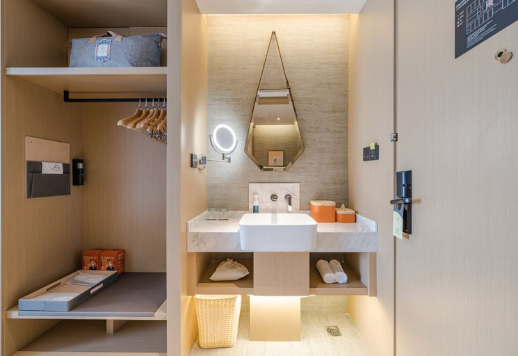 Bathroom 3, Atour Hotel Jiaxing Pinghu, Jiaxing