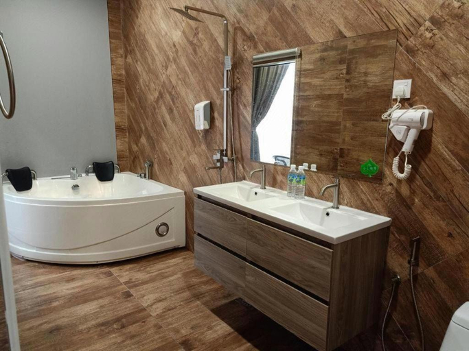 Bathroom 4, M GLOBAL HOTEL, Muar