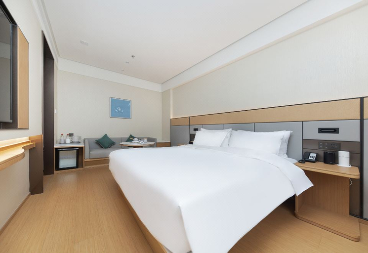Bedroom 2, JI Hotel Zhangjiagang Dacheng Plaza, Suzhou
