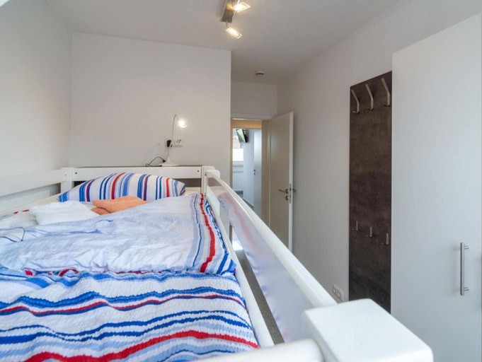 Room 4, Holiday Home With 1 Bedroom, Wittmund