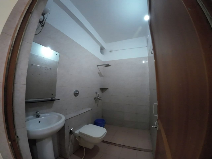 Bathroom 5, HOTEL BALAJI, Puri