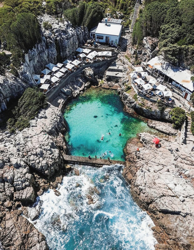 Pool, Room-the zen den Shared Dorm, Overberg
