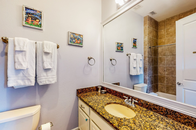 Bathroom 4, Gorgeous Golf-view Villa With Galactic Themed Bedroom at Reunion, Osceola