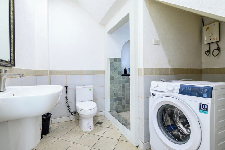 Bathroom 3, Spacious 5BR Villa with Pool&Annex (JB1), Pattaya