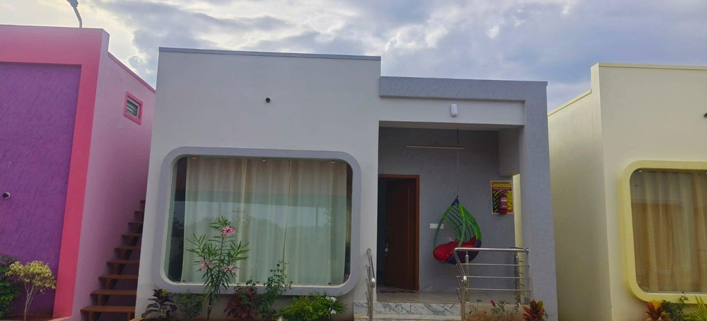 Room 2, Dr. Indhu Villas, Vellore
