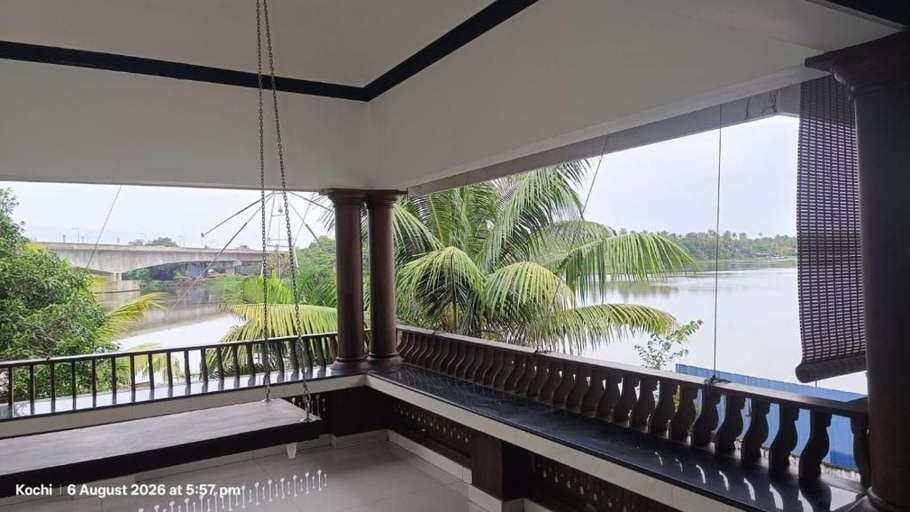 Property grounds 3, Aroma Kochi Your Water front Sanctuary, Ernakulam