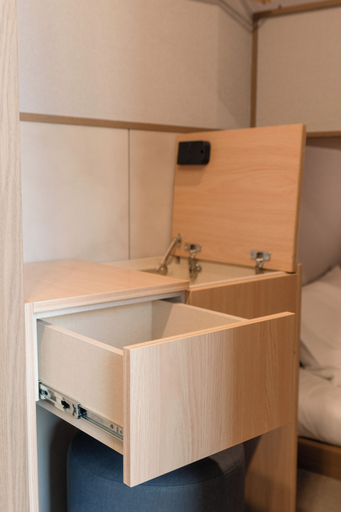 Room 4, Aka Stay Seoul Station, Jung