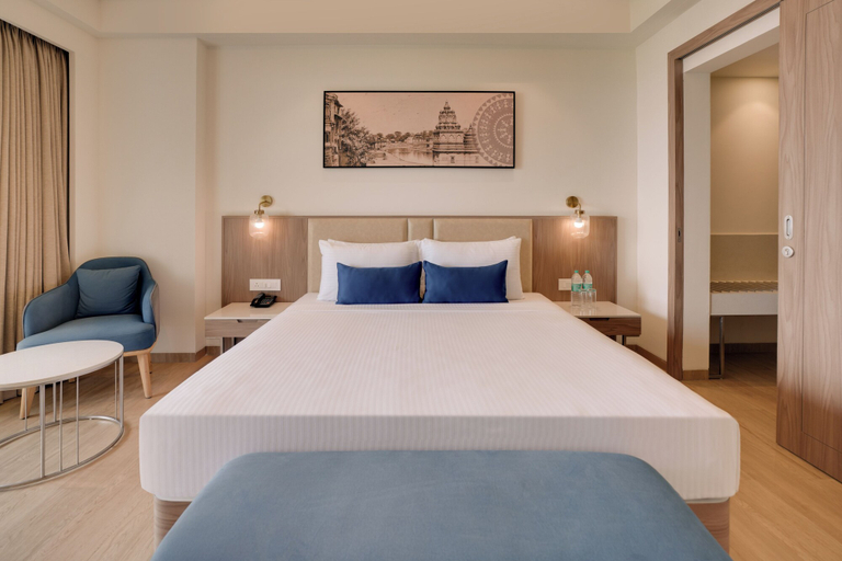 Room 4, Lemon Tree Resort, Nashik, Nashik