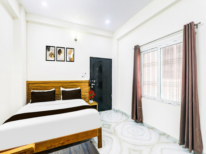Room 2, Saver Double bhu iit Mahamanpuri, Varanasi