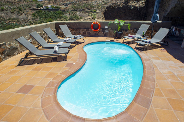 Pool 2, Cozy Cave Home in Gran Canaria, Las Palmas