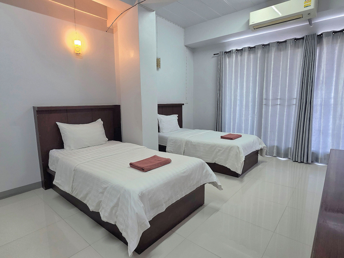 Room 2, Jiranakron Park, Muang Buri Ram