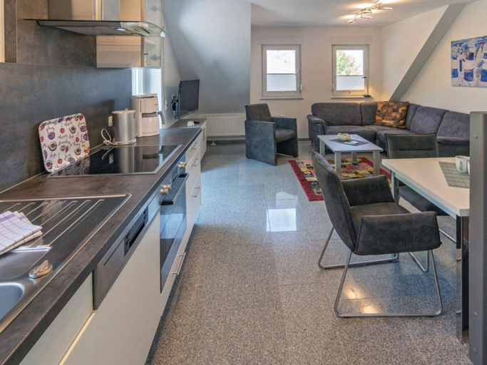 Private kitchen 5, Holiday Apartment With 1 Bedroom, Wittmund
