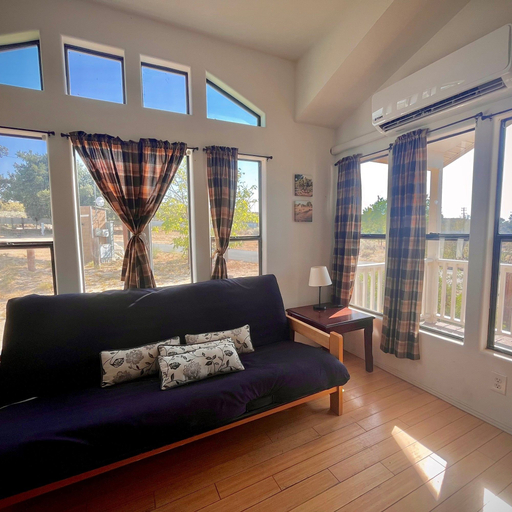 Room 2, Stagecoach Ranch, San Diego