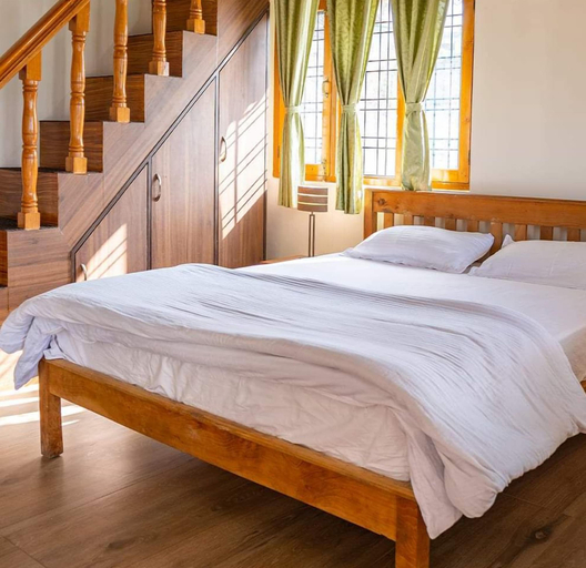 Room 3, Sundew N Lake Homestay, Nainital