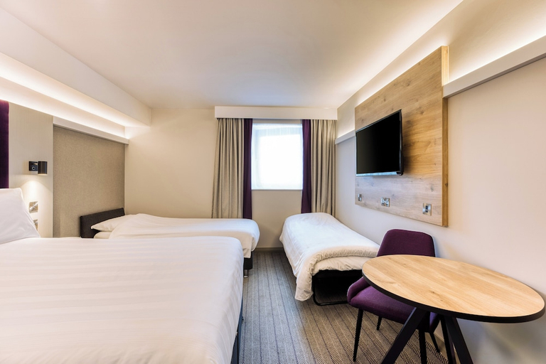 Bedroom 5, Premier Inn Preston South - Craven Drive, Lancashire
