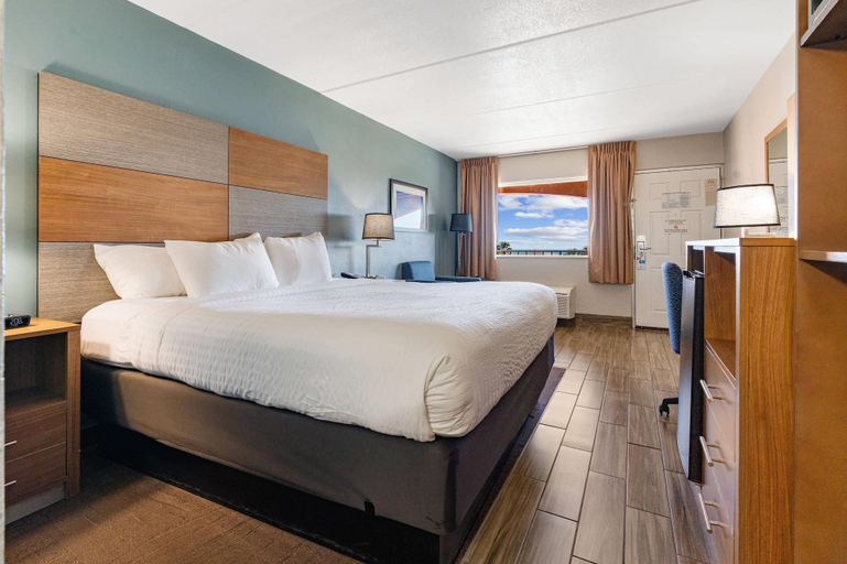 Bedroom 3, Beachfront Palms Resort Galveston, an Ascend Collection Hotel, Galveston