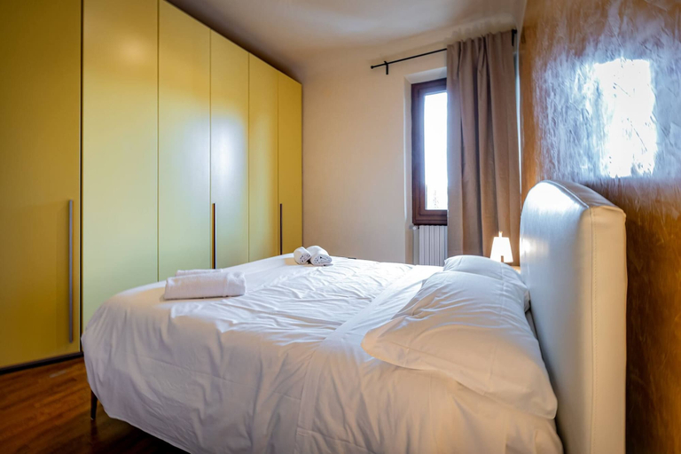 Room 2, Senese, Florence