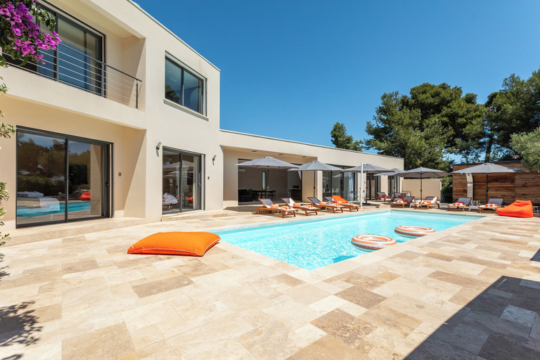 Sport & Beauty 1, La Villa Monarque, Hérault