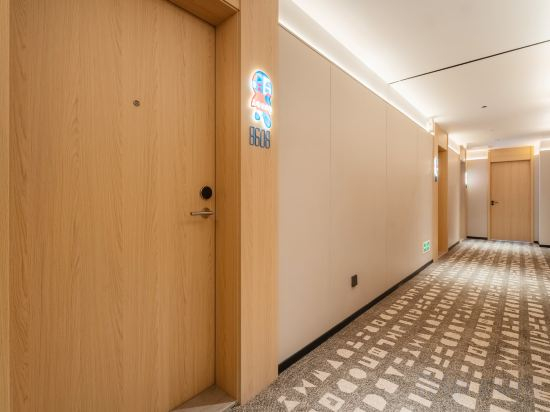Hotel Interior/Public Areas 2, Home Inn Clouds Seasons Hotel (Songpan Ancient Town), Ngawa Tibetan and Qiang