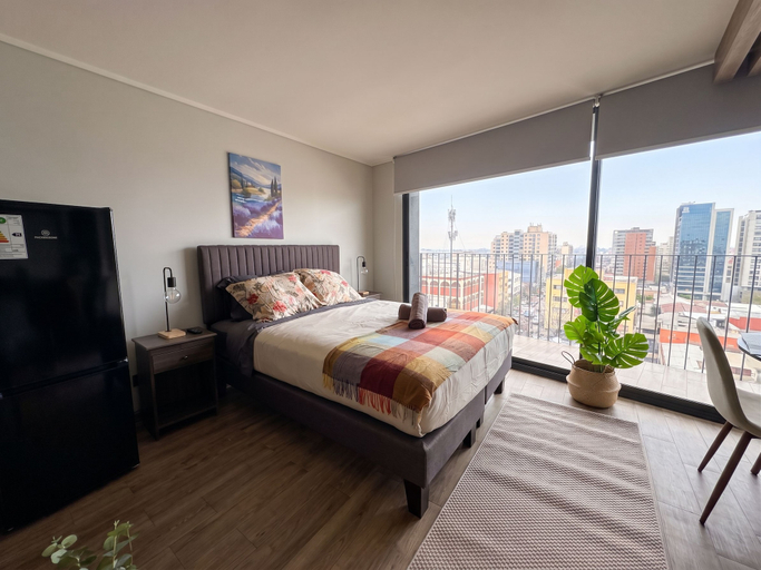 Room 4, Edificio Toesca by Domus Travels, Cordillera
