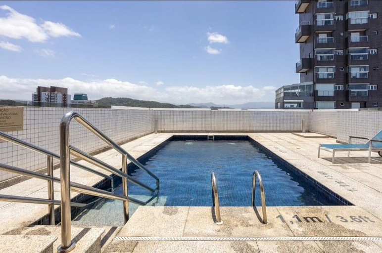 Pool 4, SHB - 200m Praia Studio Moderno Gonzaga, Santos