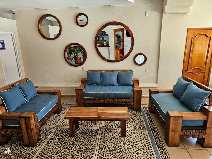 Others, Hotel & Suites Mar y Sol, Compostela