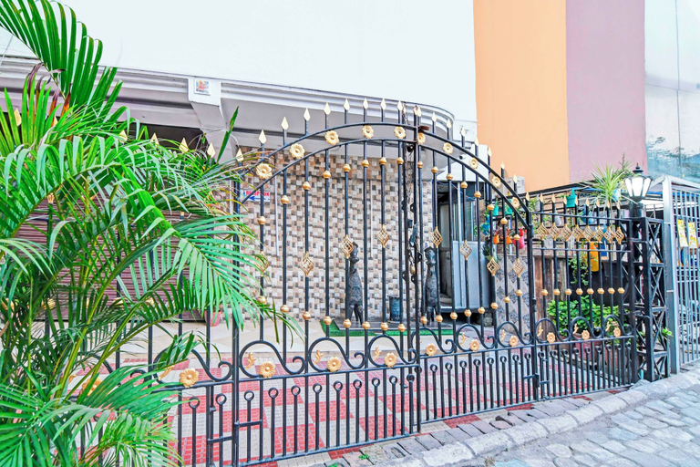 Exterior detail 3, Collection O Baguiati, North 24 Parganas