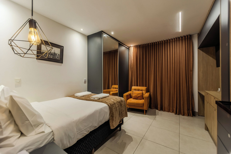 Room 4, Sintese by Bhomy, São Paulo