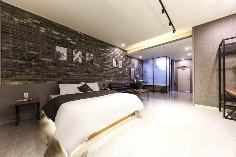 Bedroom 4, Eumseong Jabara Drive-in, Eumseong