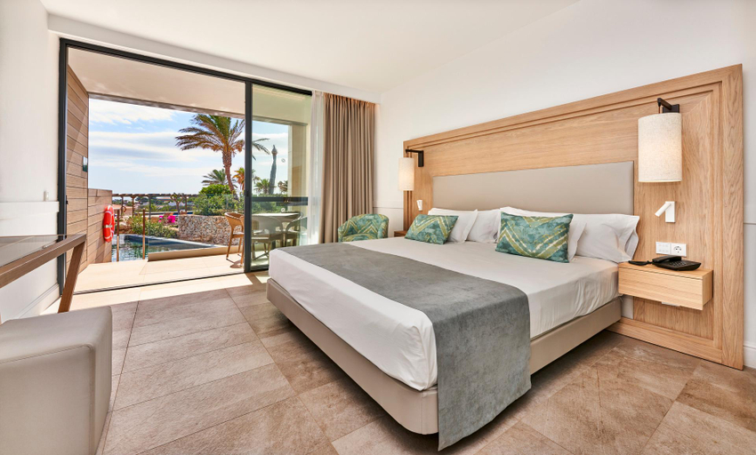 Bedroom 3, Insotel Punta Prima Prestige Suites & Spa, Baleares