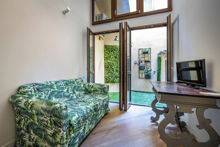Bedroom 3, Pandolfini, Florence