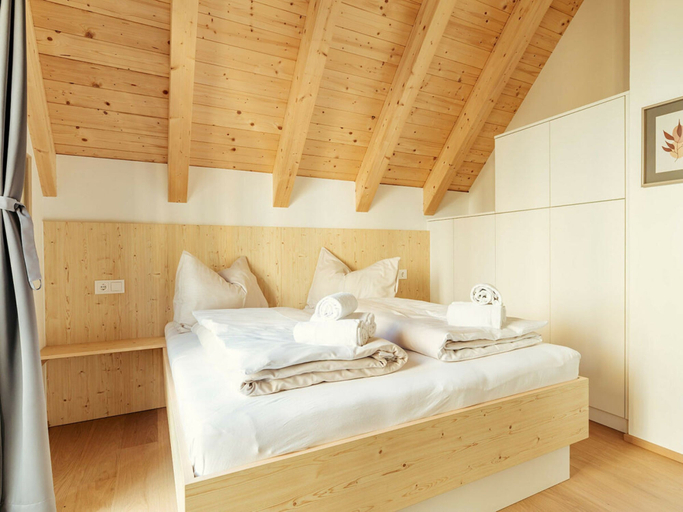 Room 2, Chalet #7 With 3 Bedrooms and Sauna, Murau